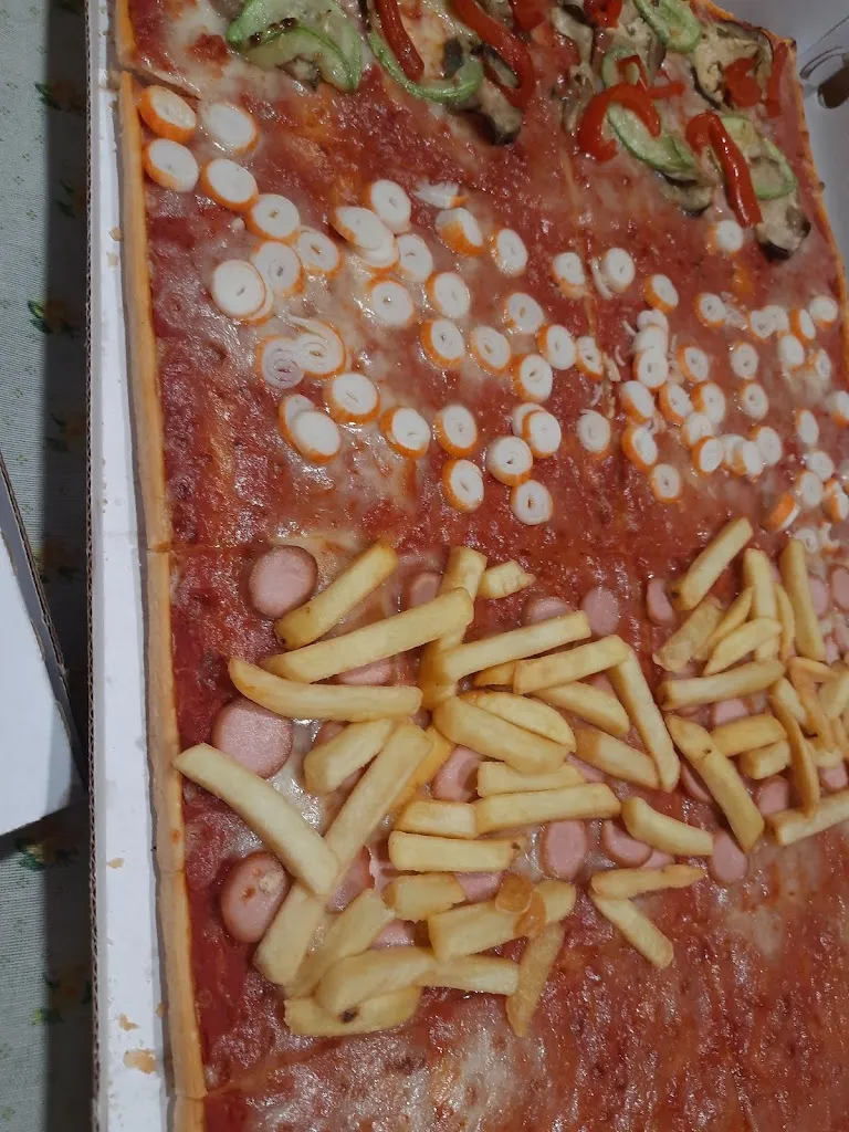 Pizzeria Scacco Matto Je & Cla_Senorbì_slider_image_3