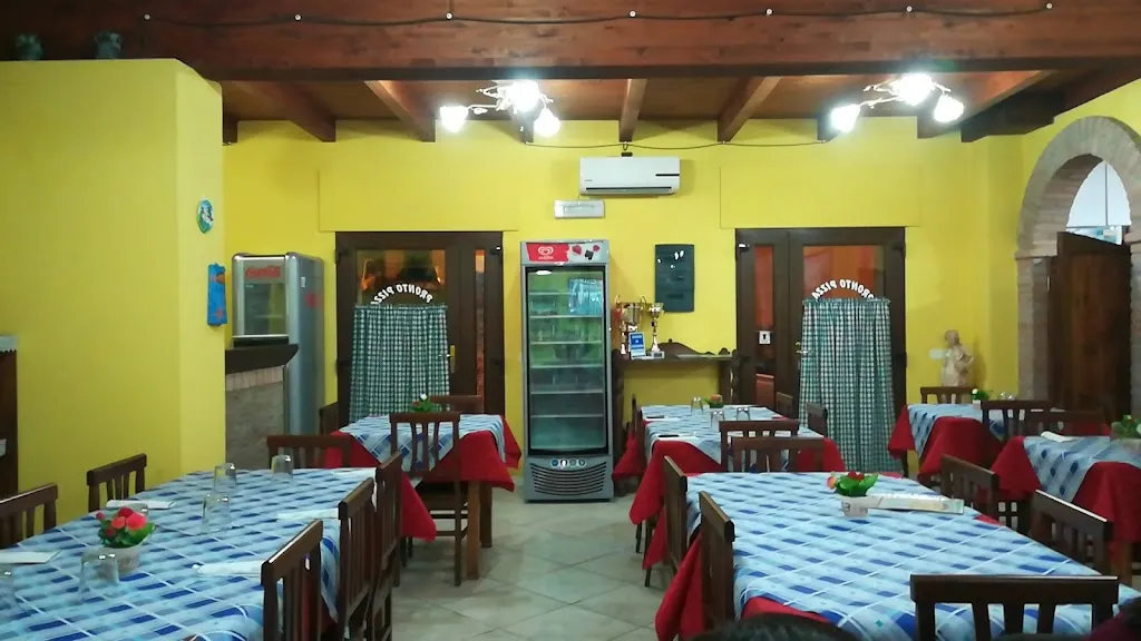 Pronto pizza da Gianni_Senorbì_slider_image_1