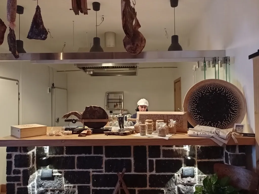 PRESUTU - Agrifood restaurant in Seulo