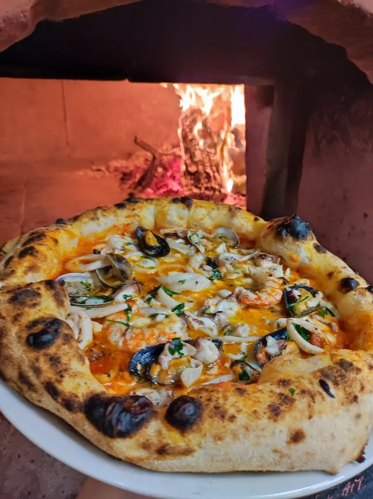 Kòru AgriRistoPizzeria_Seui_slider_image_2