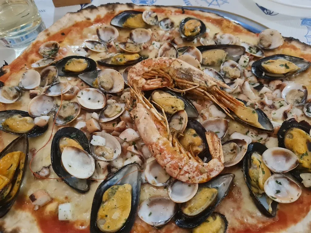Davide Colombu_Pizzeria Aiò da Massy_Settimo San Pietro_review