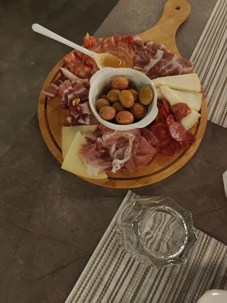 Francesco Filardi_Braceria Volpe_Ginosa_review