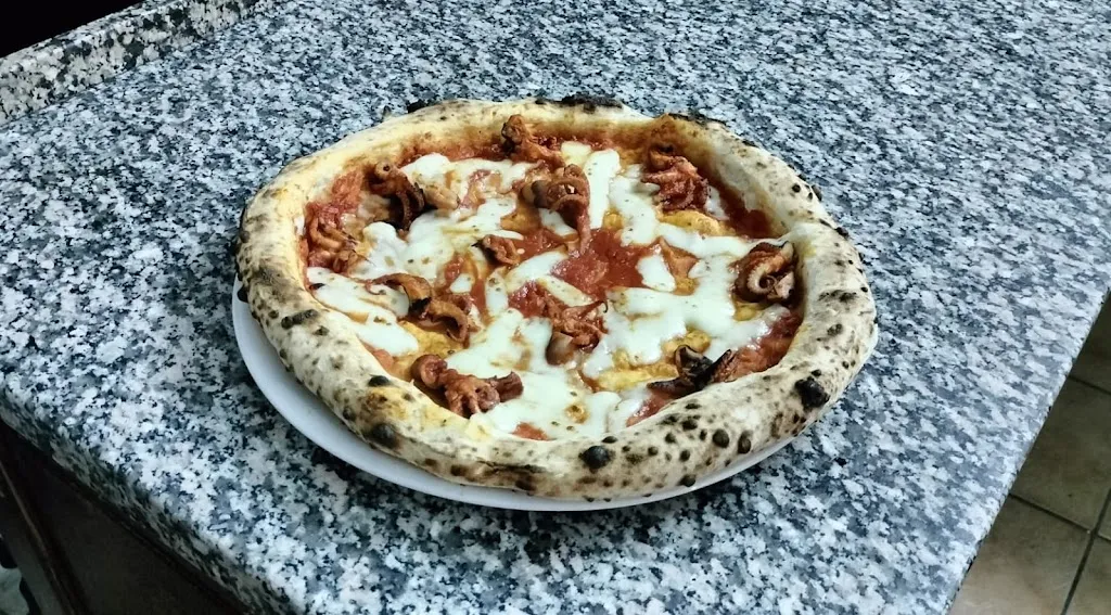 Pizzeria Ristorante Su Centru_Siliqua_slider_image_2