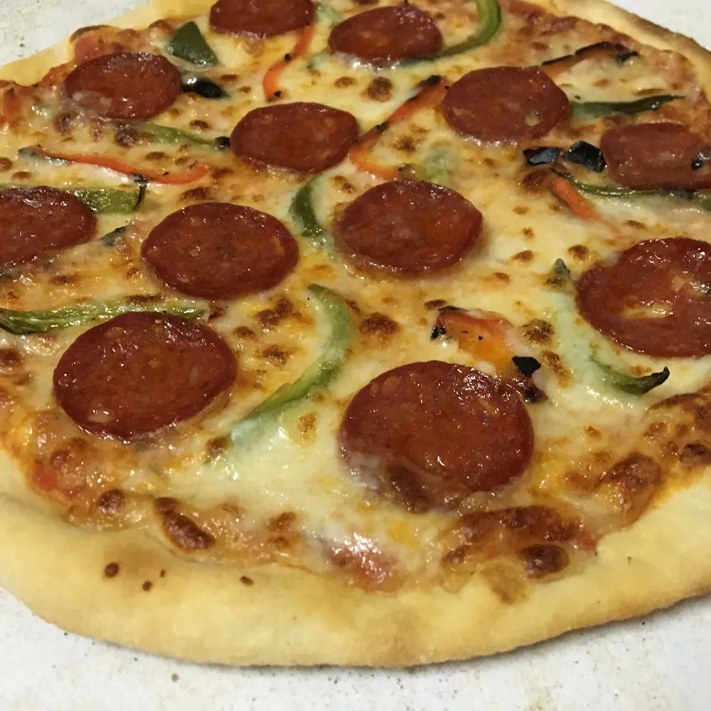 Bar Pizzeria Holiday Fratelli Muru Solarussa_Solarussa_slider_image_3