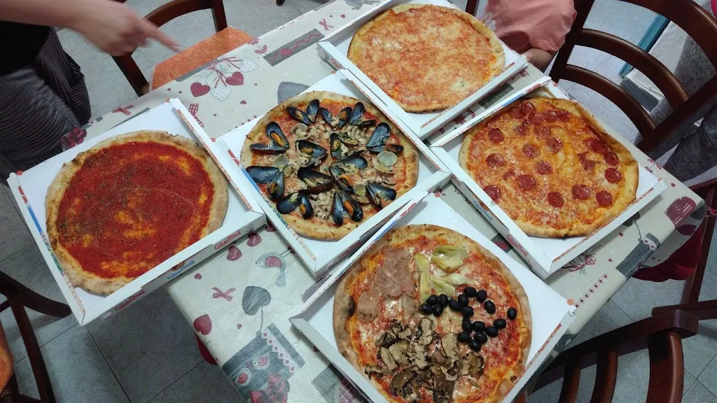 Andrzej_Pizzeria Il Quadrifoglio Di Gilberto Cominu_Solarussa_recensione