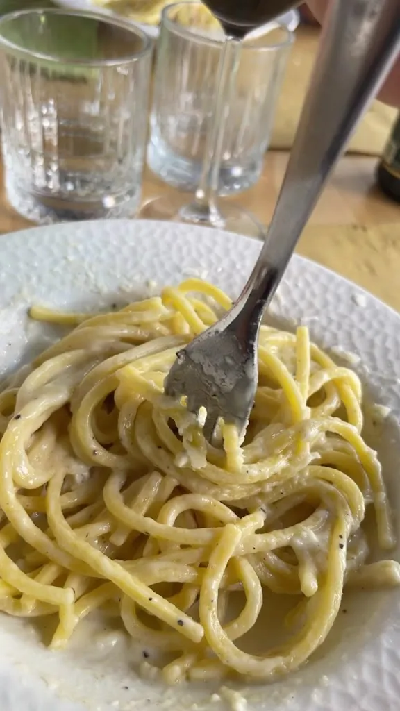 Linpha_Sinnai_slider_image_2