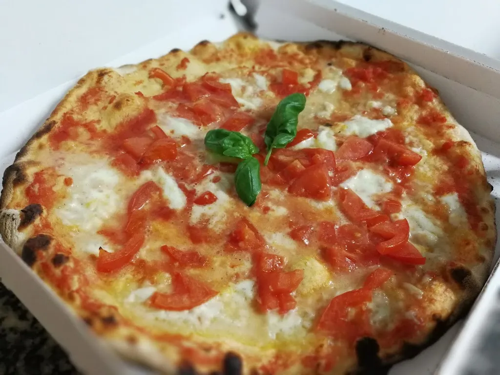 Pizzeria Blue Dream_Sinnai_slider_image_2