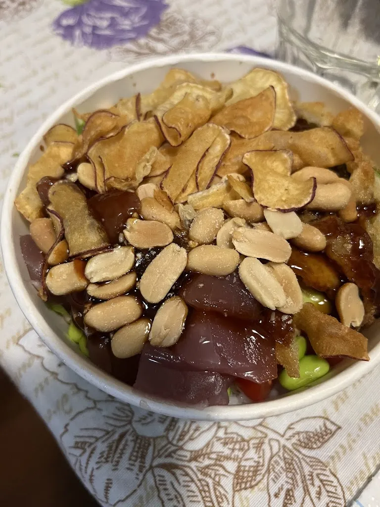 Valeria Demontis_Taiji Poke Bowl - Sinnai_Sinnai_review