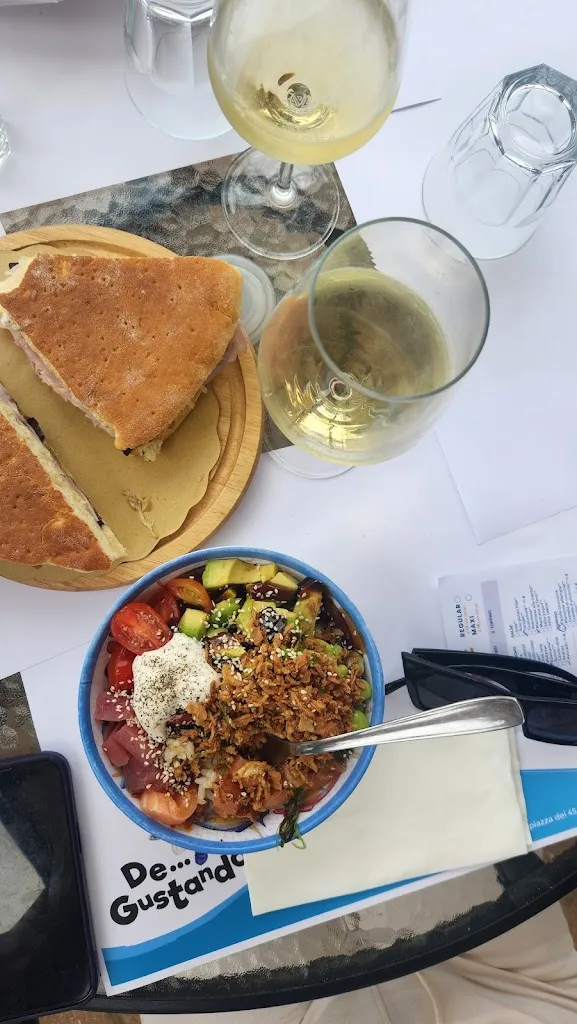 HENTHORNE_De...Gustando stintino_Stintino_recensione