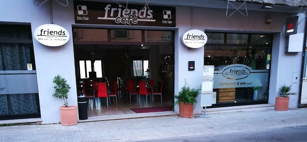 Friends Cafè restaurant in Tempio Pausania
