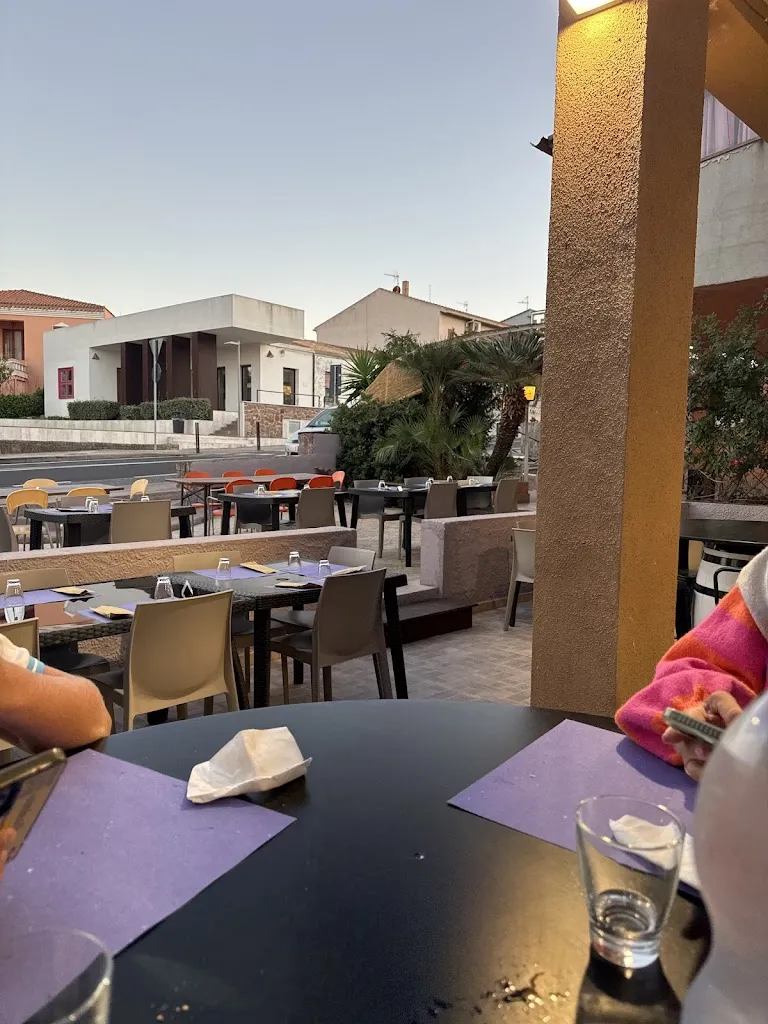 Pizzeria - Gastronomia da Chicchittu_Tergu_slider_image_3