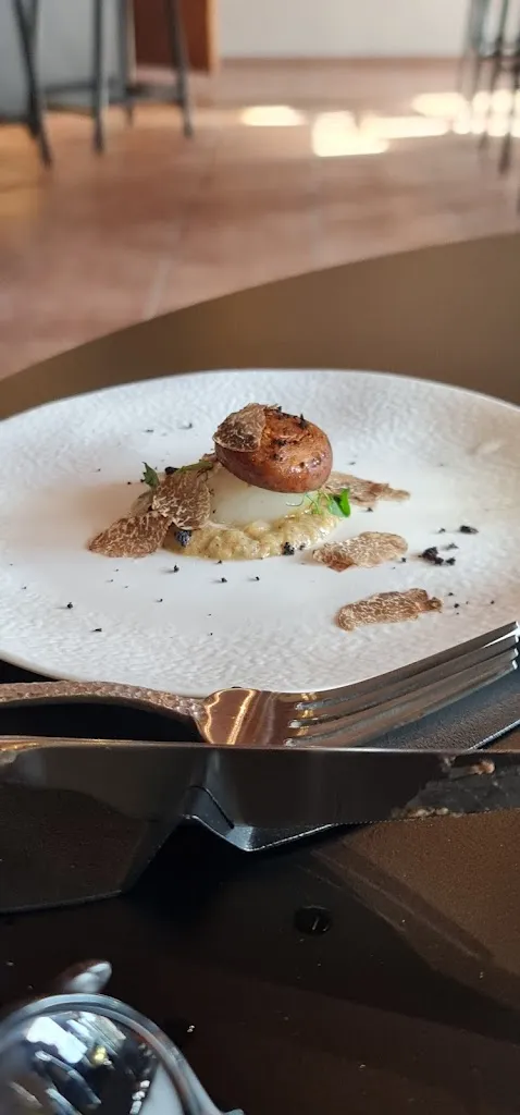 Maska Cucina Anarchica & Tapas Club_Telti_slider_image_2