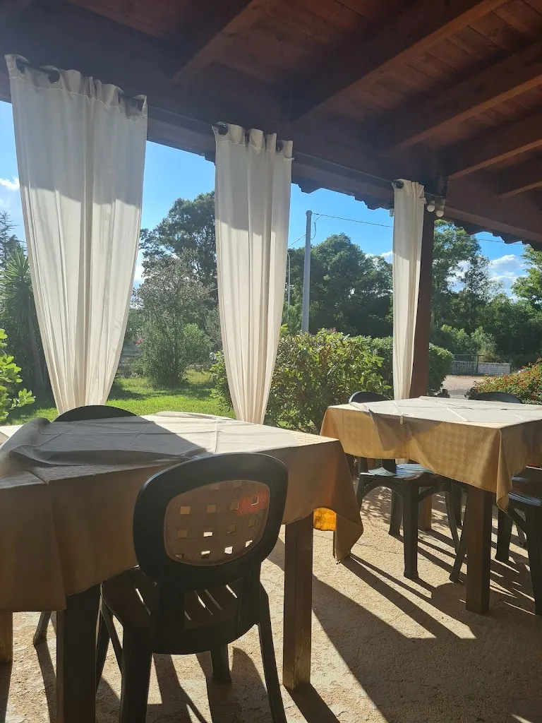 Bar Ristorante Aghiloia restaurant in Telti