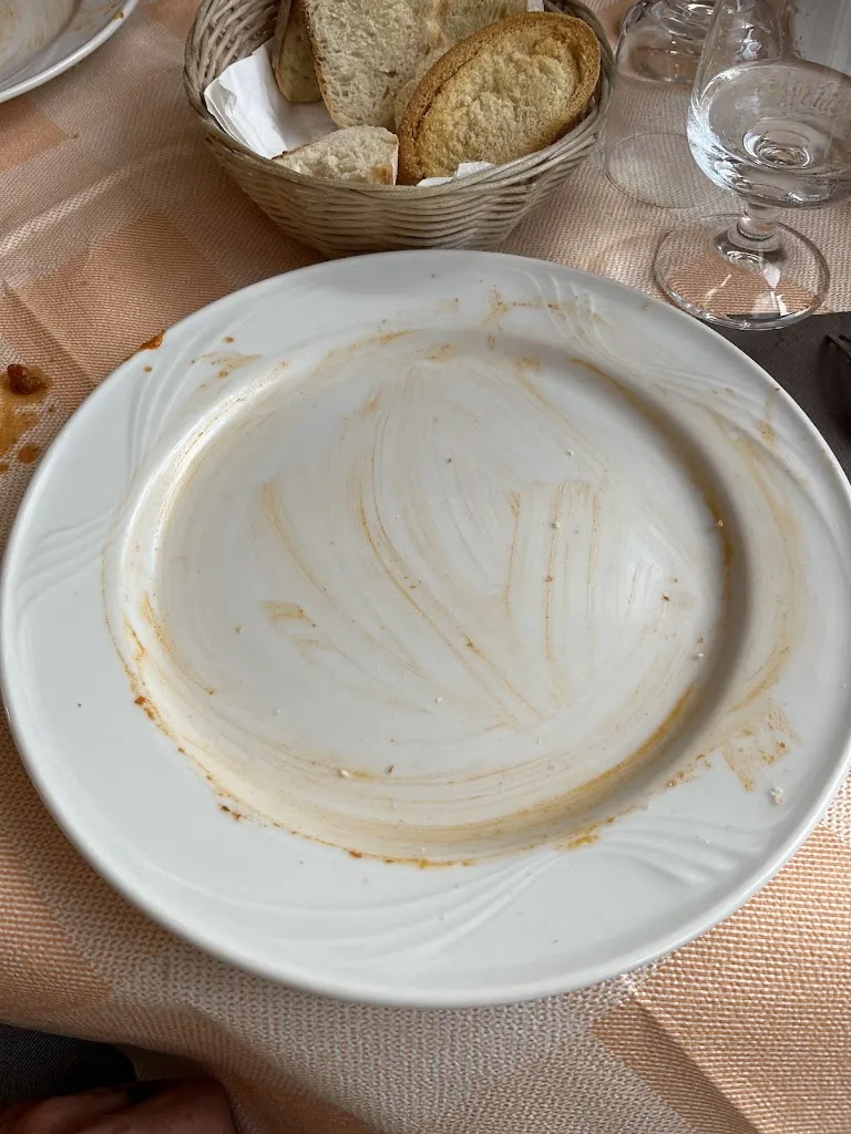 Francesco Cucchi_Trattoria- Ristorante- Bisteccheria- Bar- Tabacchi- Santorgiu_Tertenia_review