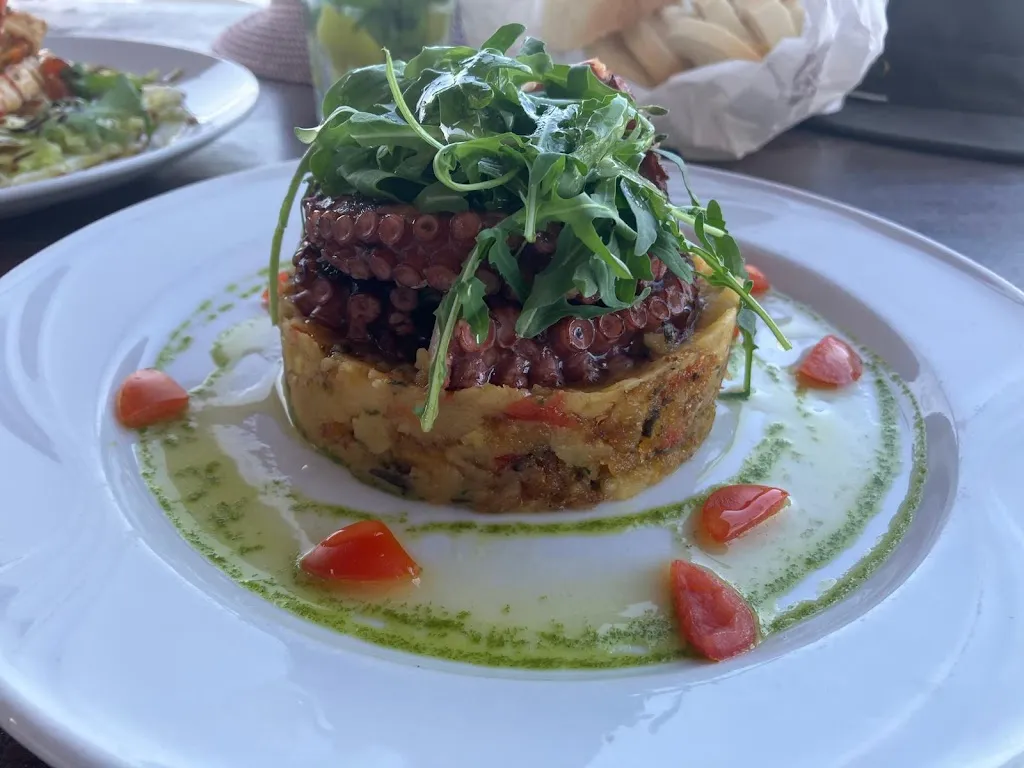 Alison Wheatcroft_Nastasj a Mari - Ristobar_Tertenia_review