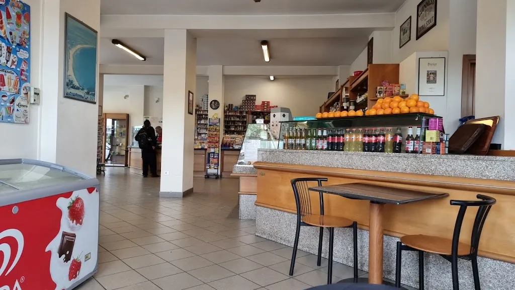 Salvatore Pisanu_BAR DEPLANO_Su Planu_review