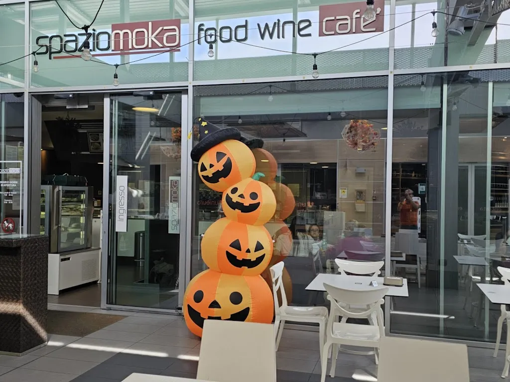 Spazio Moka - food wine cafè bakery restaurant in Su Planu