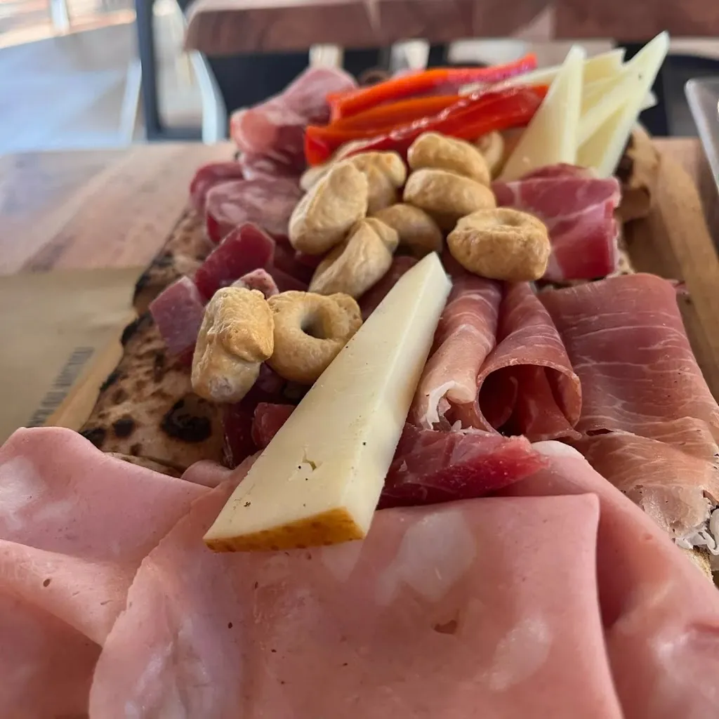 Pulcinella Gastrò_Su Planu_slider_image_3