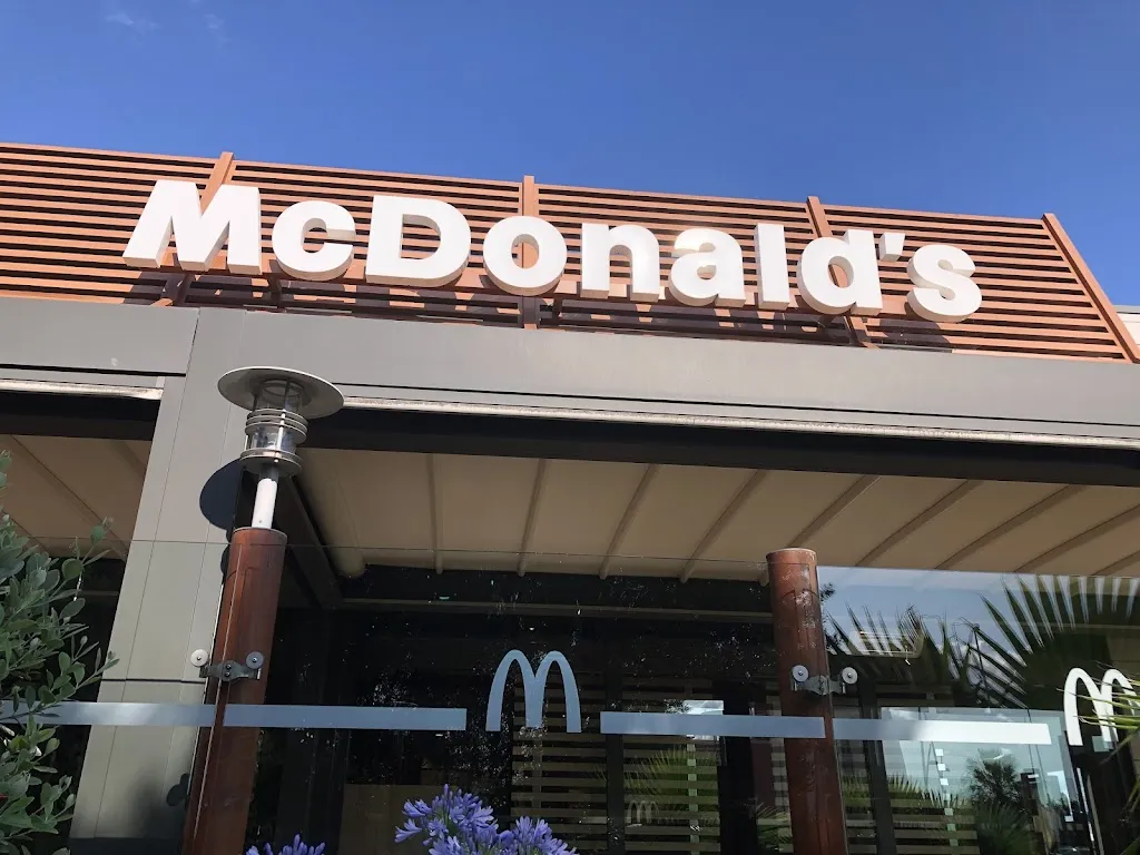 McDonald's Cagliari Peretti restaurant in Su Planu