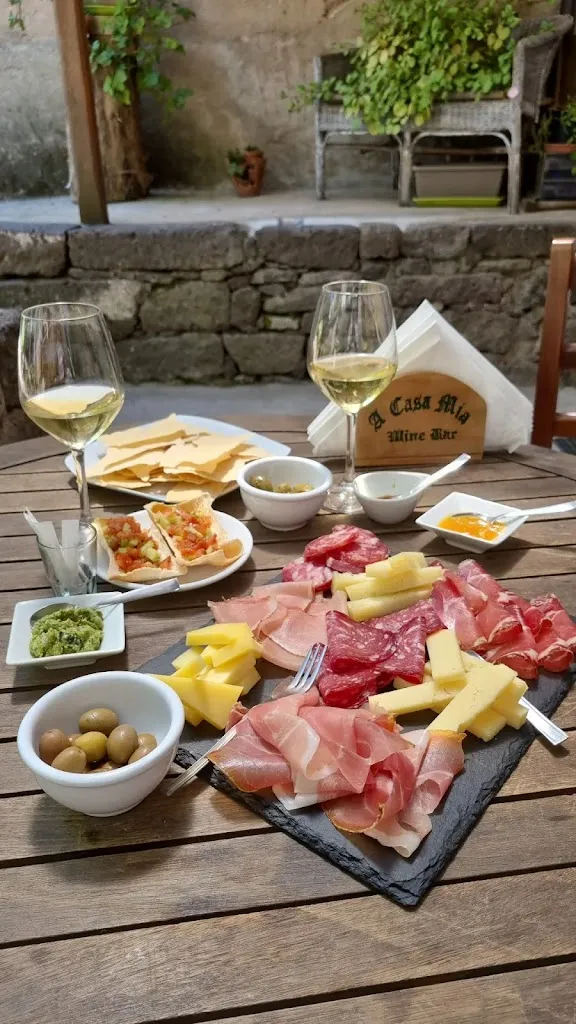 Menu_A Casa Mia Wine Bar_Tinnura_image_1