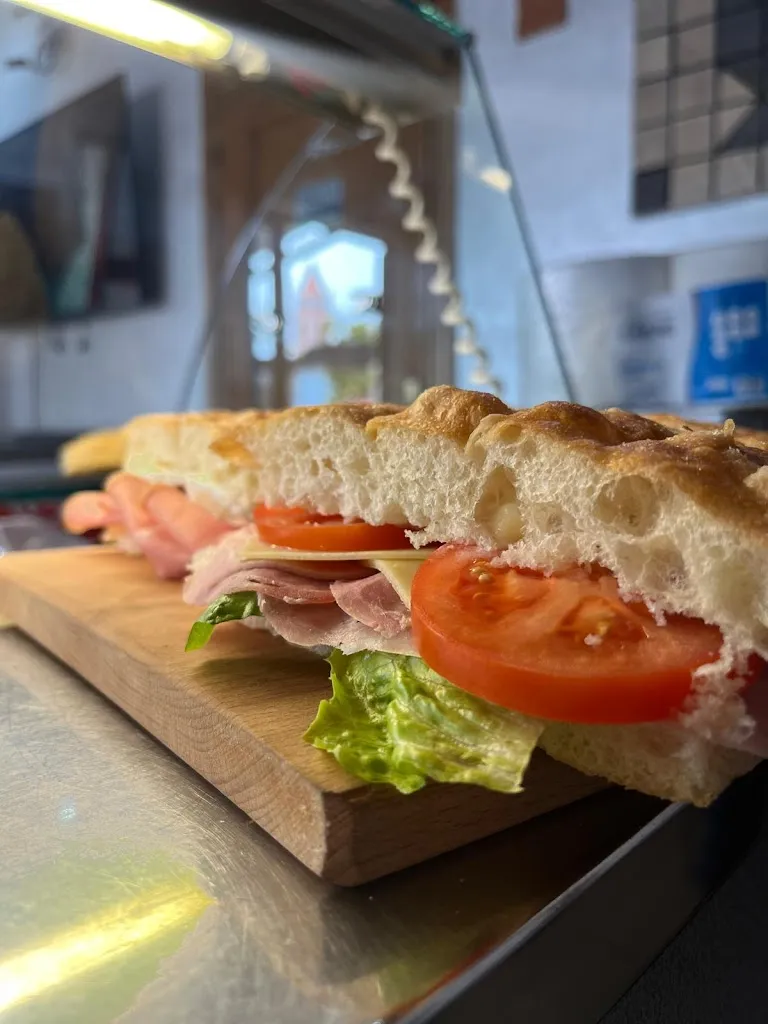 Bar Murales_Tinnura_slider_image_2