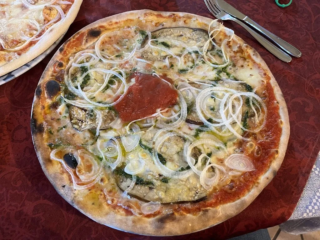 Paweł Kwieciński_Marco's Pizza_Tinnura_review