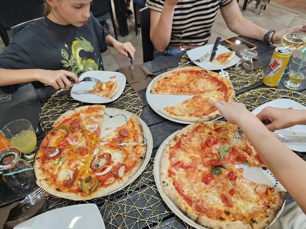 Algirdas S._Olivarium - Bar, Pizzeria, Ristorante_Sestu_recensione