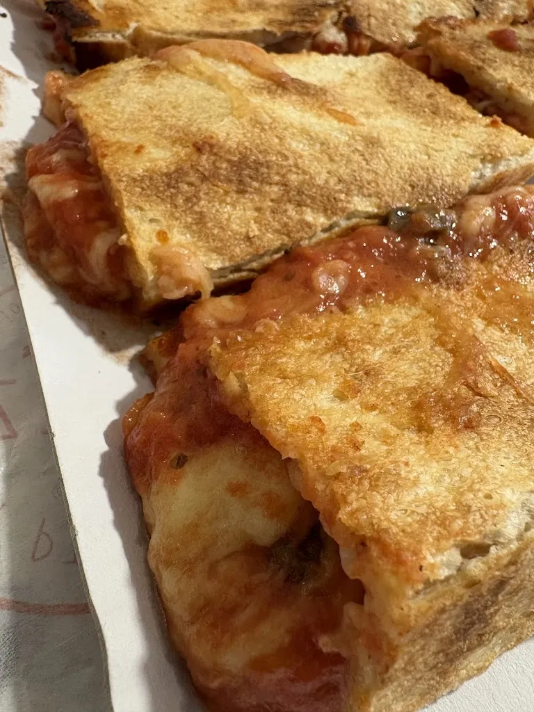 Luca_La Piccola Pizzetta - Sestu_Sestu_recensione