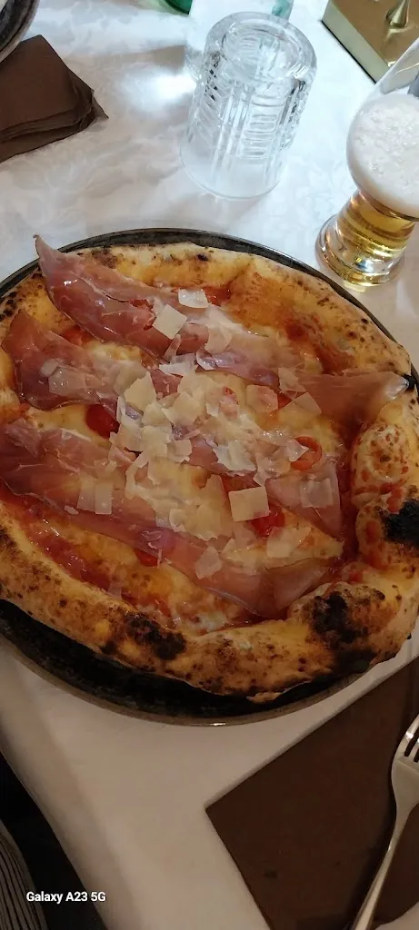 Romina Caval_Pizzeria Opera VIII_Sestu_review