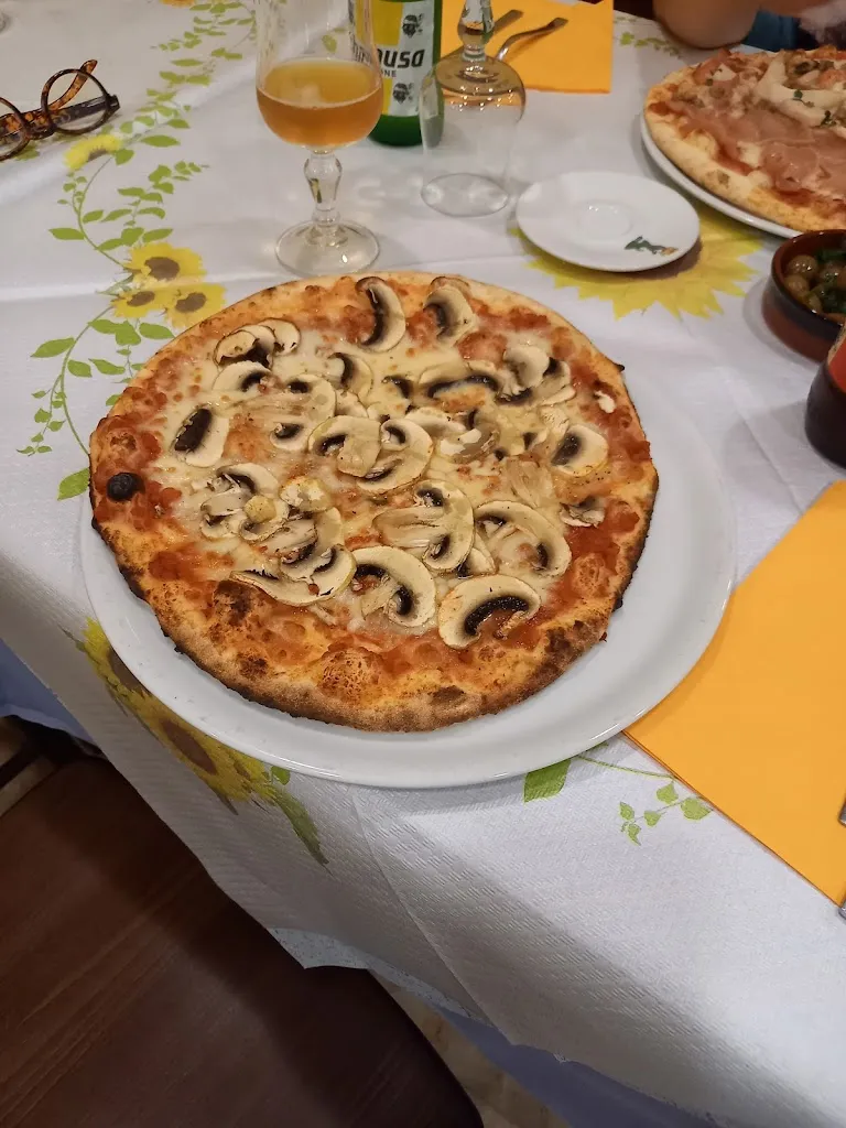 Clara Picciau_Pizzeria Nuovo Fiore_Sestu_reseña