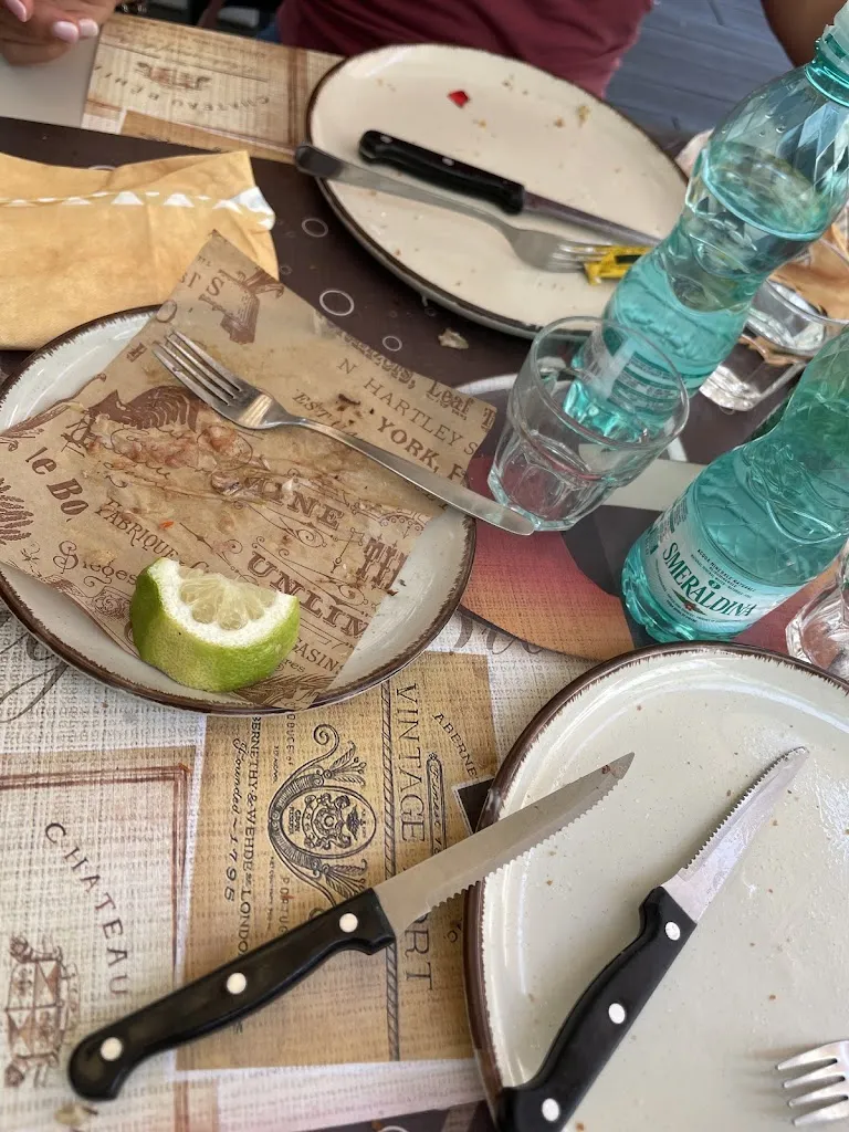 Matteo Sogus_Piazza Grande_Sestu_review