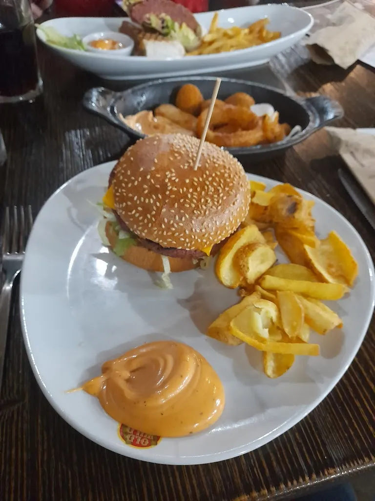 Tar Ek_Old Wild West - Sestu_Sestu_review