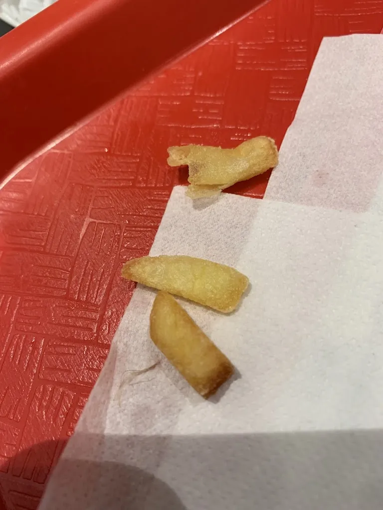 Luca P._KFC_Sestu_review