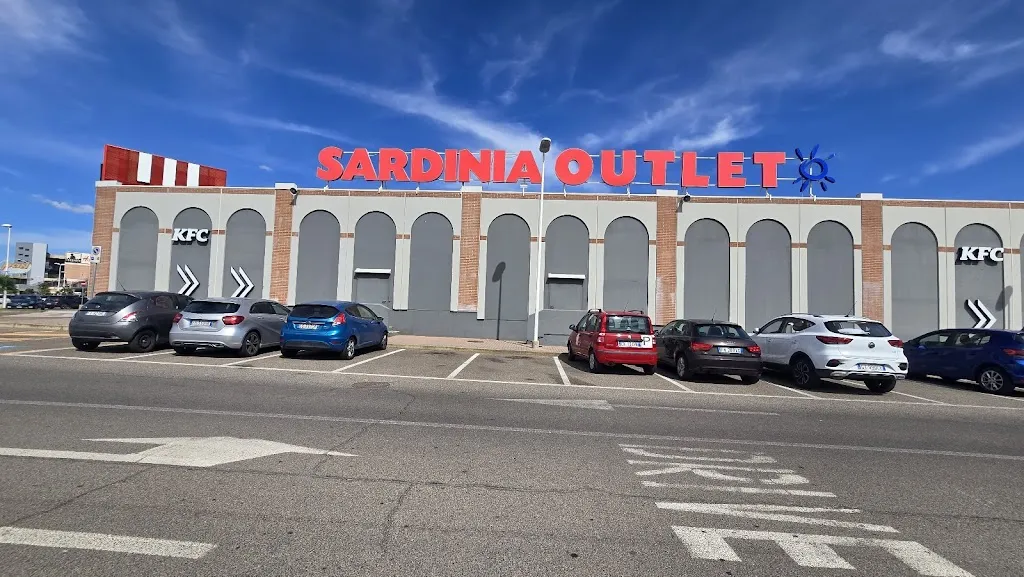 Centro Commerciale La Corte del Sole - Sardinia Outlet restaurant in Sestu