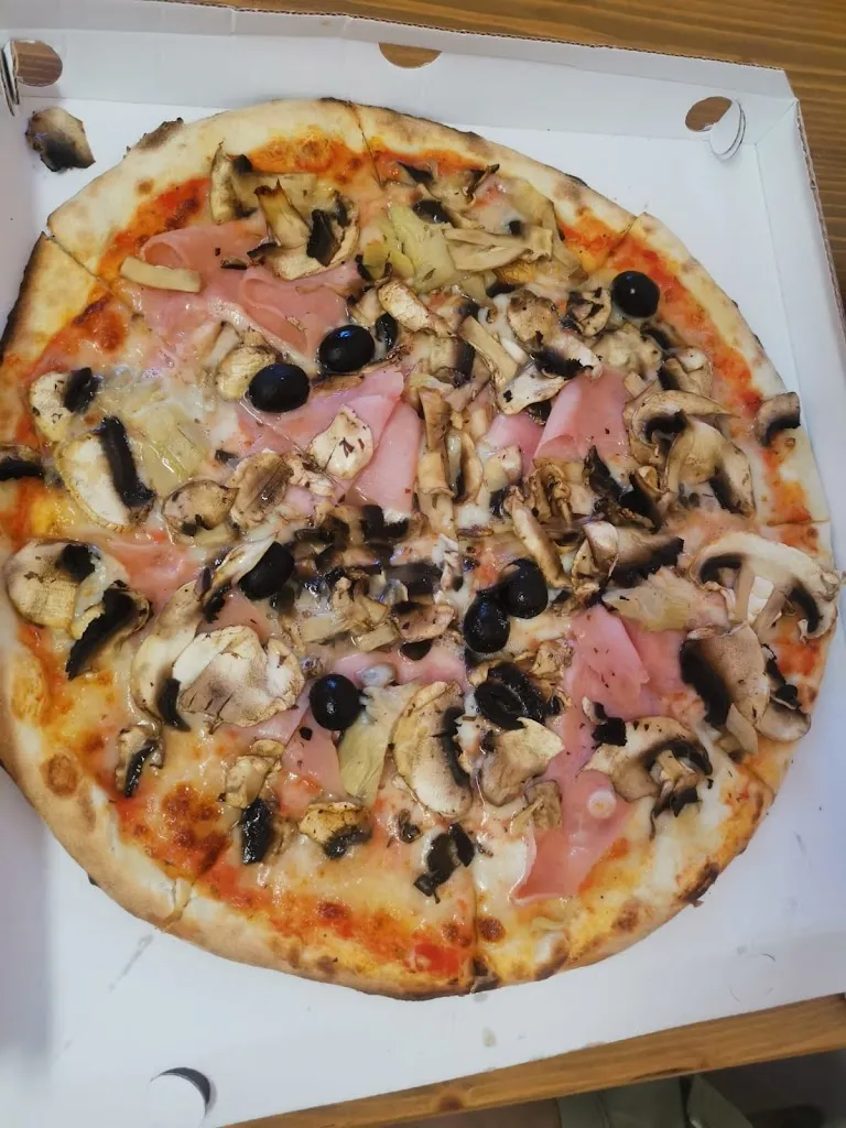 Veronica Bianco_Pizzeria da Edoardo_Torpè_review