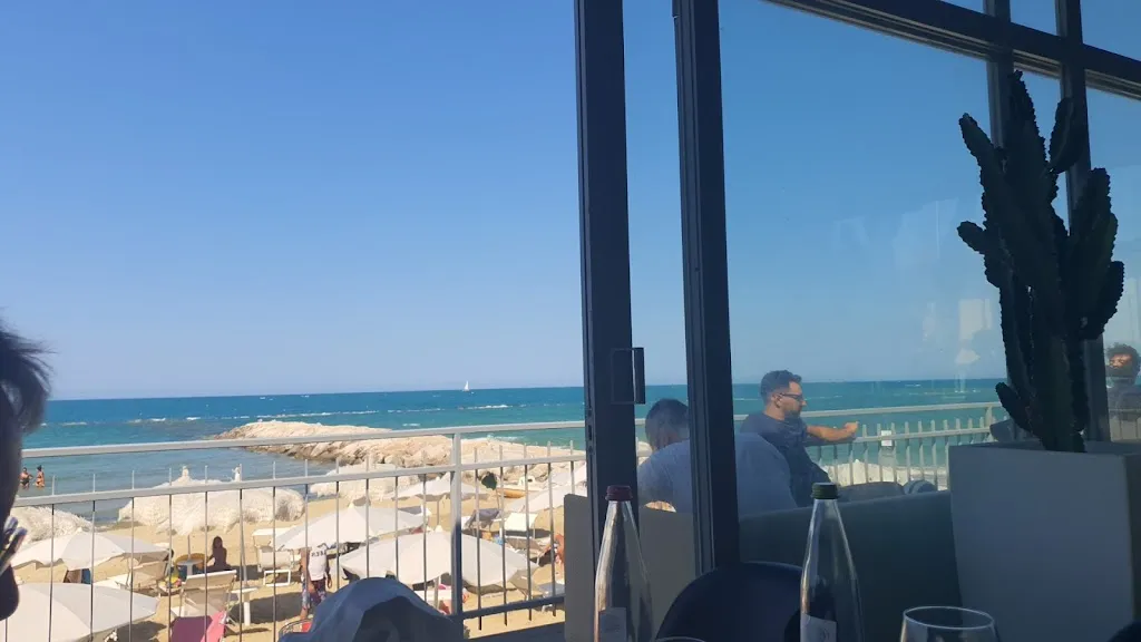 francesca moreni_Lido Racciatti_Casalbordino-Miracoli_review