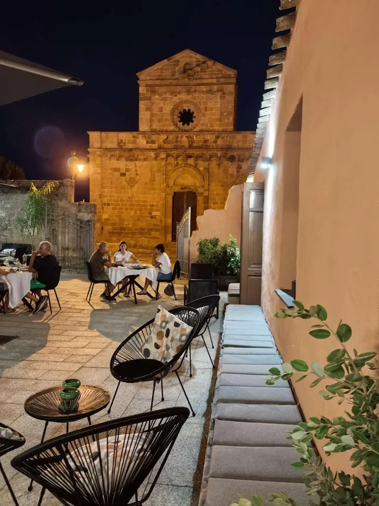 Cortile Santo_Tratalias_slider_image_2