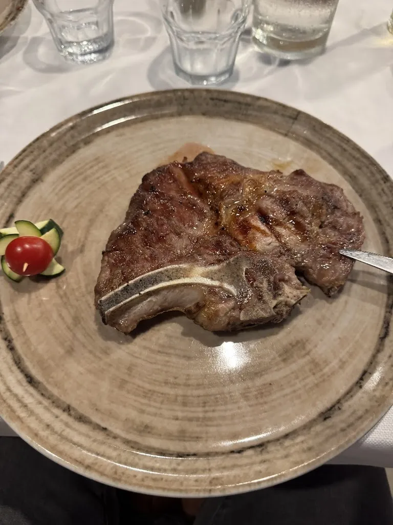 Marinescu Claudiu_Piscin'e Janas Ristorante Pizzeria Cocktail Bar_Triei_review