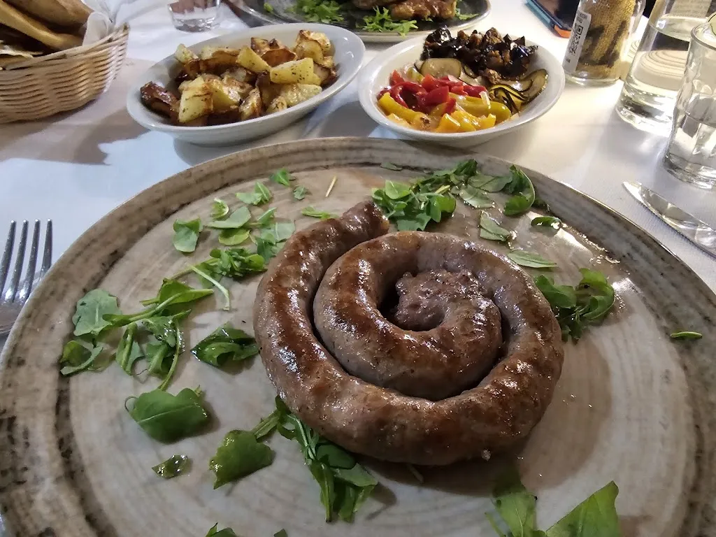 Muiris Francis_Piscin'e Janas Ristorante Pizzeria Cocktail Bar_Triei_review