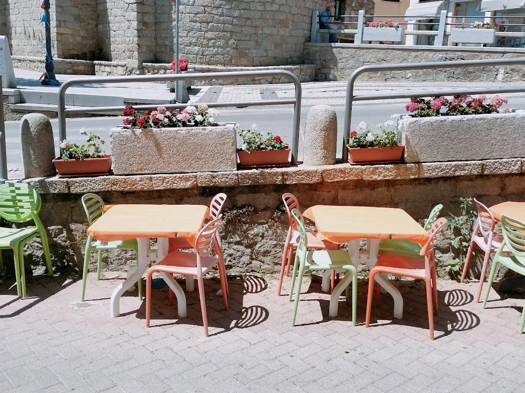 Wollas Bar_Trinità d'Agultu e Vignola_slider_image_1