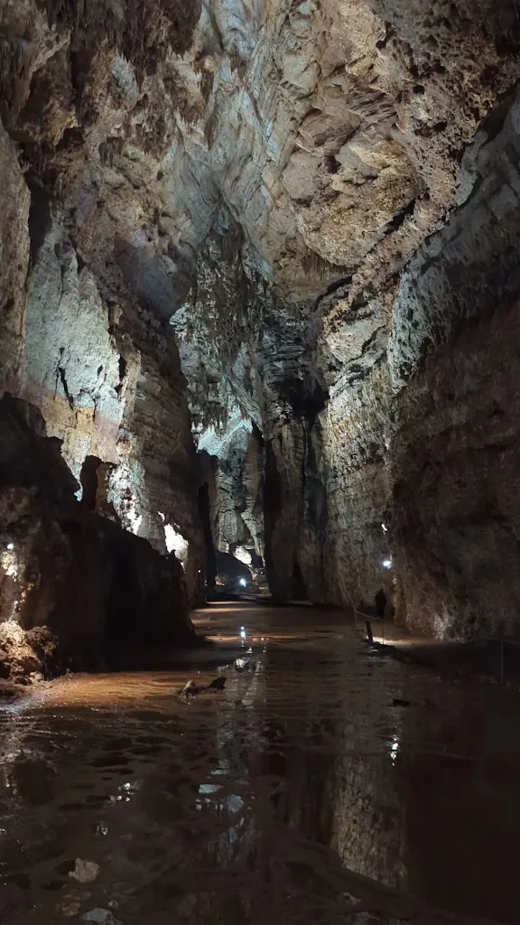 Mykola Kurus_Grotta Su Marmuri_Ulassai_review