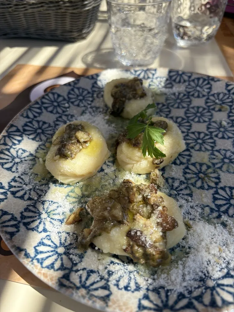 Oktawia Kata_Sa Domu e s'Orcu (Ristorante Il Gufo)_Urzulei_review