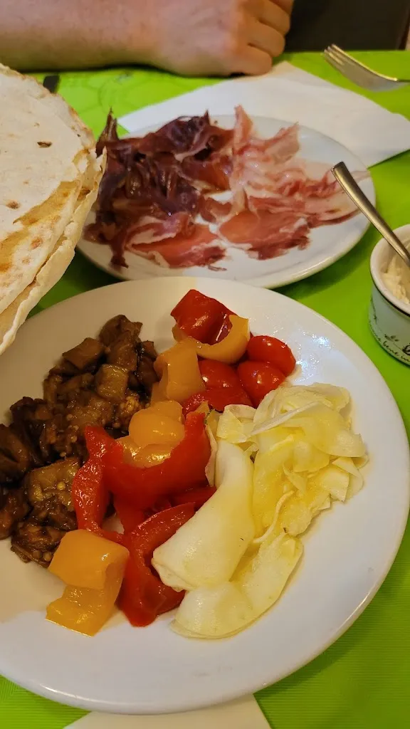 stephonne chien_Ristorante Sant'Anghelu_Urzulei_review