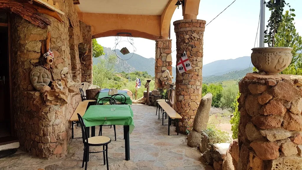 Ristorante Sant'Anghelu_Urzulei_slider_image_1