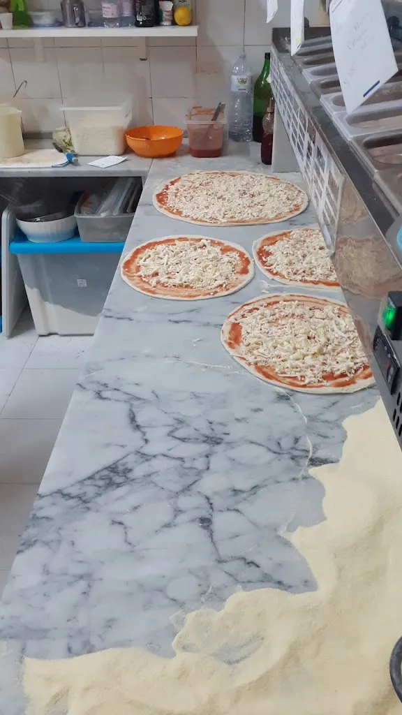 Menu_Pizzeria Linus_Usini_image_5