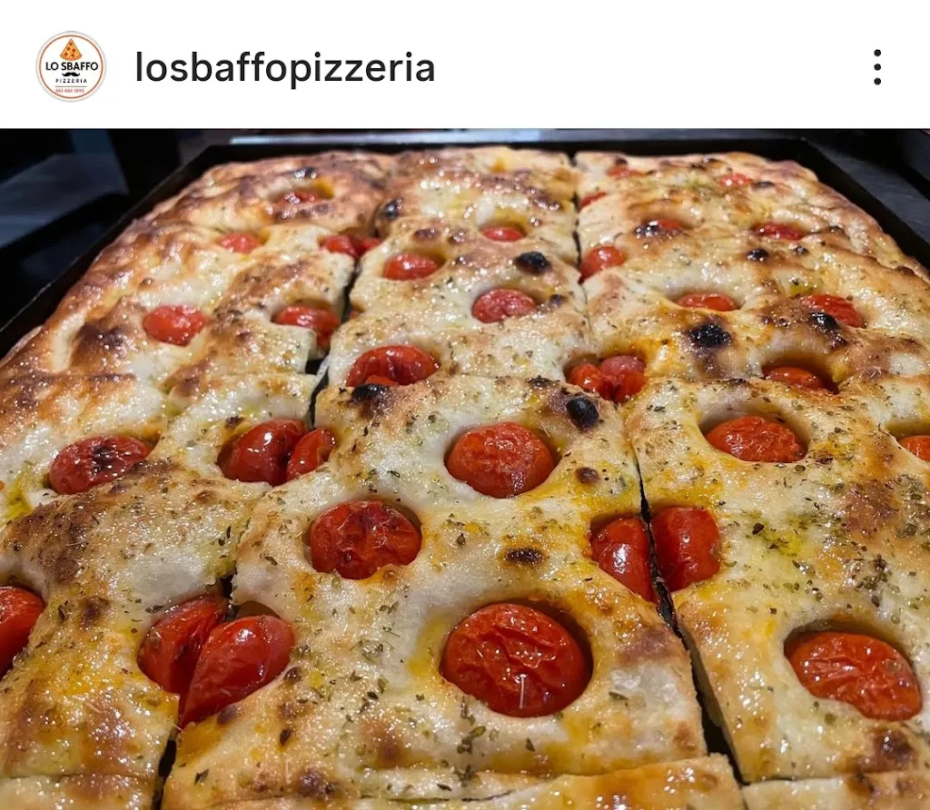 Lo sbaffo pizzeria_Vallermosa_slider_image_2