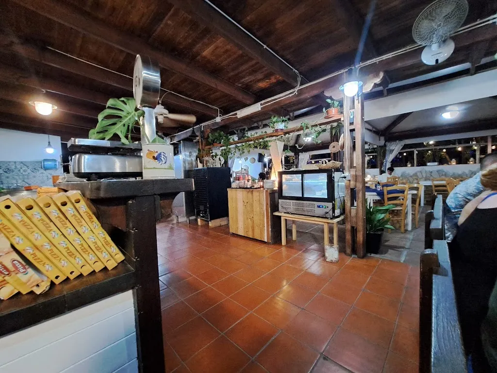 Roberto F._A'Furmicula discorestaurant_Isole Tremiti_review