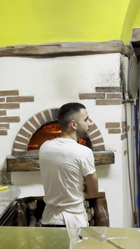 Pizzeria la tavernetta_Villagrande Strisaili_slider_image_2