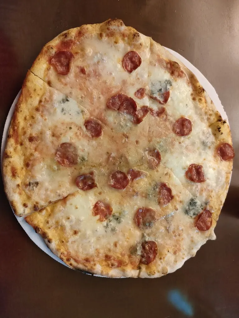 Silvia Casari_Pizzeria Santu Giaccu_Villagrande Strisaili_review