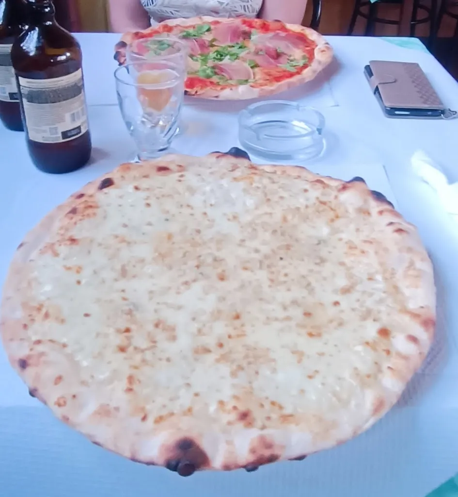 David Monchy_Ristorante Pizzeria La Perla_Villanovafranca_review